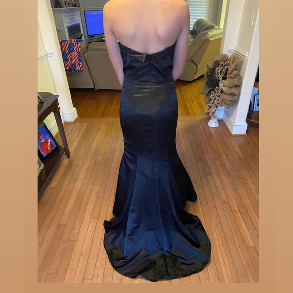 Black prom dress